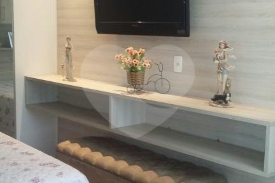 Casa à venda com 6 quartos, sendo 1 suíte,  em Itaquera, São Paulo, SP