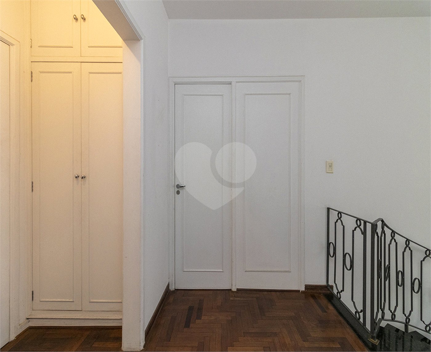Casa à venda com 3 quartos, sendo 2 suítes, em Alto de Pinheiros, São Paulo, SP