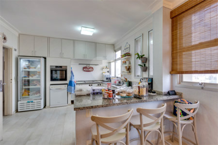 Apartamento à venda com 4 suítes em Jardim Marajoara, São Paulo, SP