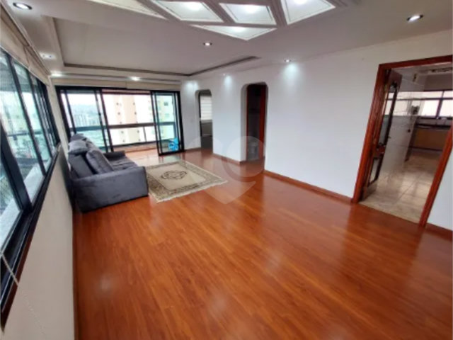 Apartamento à venda com 4 quartos, sendo 3 suítes,  em Vila Maria, São Paulo, SP