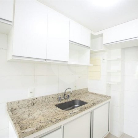 Apartamento à venda com 2 quartos, sendo 1 suíte, em Praça da Bandeira, Rio de Janeiro, RJ