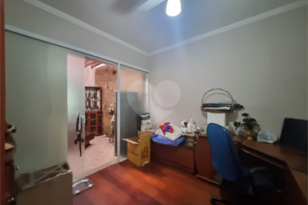 Casa à venda com 4 quartos, sendo 1 suíte, em Jardim São Carlos, Sorocaba, SP