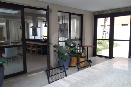 Apartamento à venda com 3 suítes em Vila Monumento, São Paulo, SP