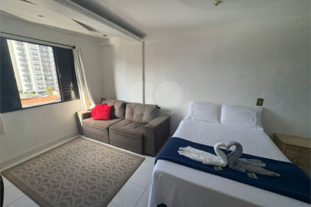 Flat à venda com 1 quarto no Centro, Mogi das Cruzes, SP