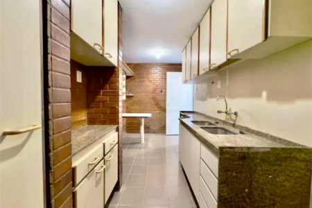 Apartamento à venda com 3 quartos, sendo 1 suíte,  em Leblon, Rio de Janeiro, RJ