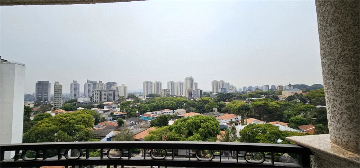 Cobertura à venda com 5 suítes em Bela Aliança, São Paulo, SP