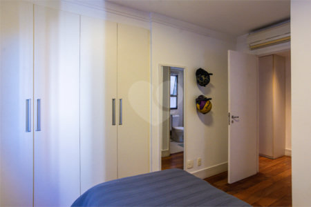 Apartamento à venda com 3 suítes em Granja Julieta, São Paulo, SP