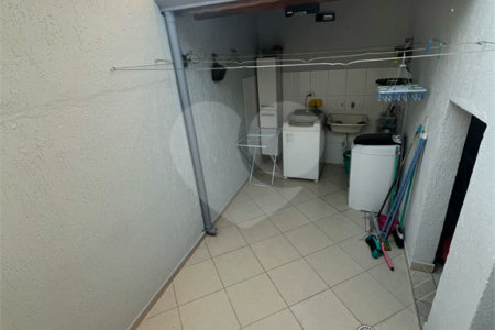 Sobrado à venda com 3 quartos, sendo 1 suíte, em Parque Vitória, São Paulo, SP