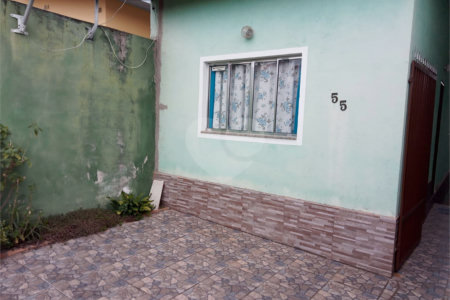 Sobrado à venda com 2 suítes no Centro, Bom Jesus dos Perdões, SP