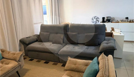 Apartamento à venda com 3 quartos, sendo 1 suíte,  em Jardim Tupanci, Barueri, SP