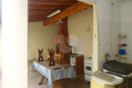 Casa à venda com 3 quartos, sendo 1 suíte, em Jardim Esmeralda, São Paulo, SP