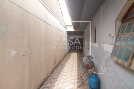 Casa Térrea à venda com 3 quartos, sendo 1 suíte, em Éden, Sorocaba, SP