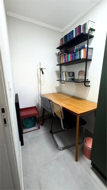 Apartamento 67m² reformado à venda Vila Mariana SP 2 dormitórios 2 banheiros 1 vaga conforto, design e localização privilegiada.