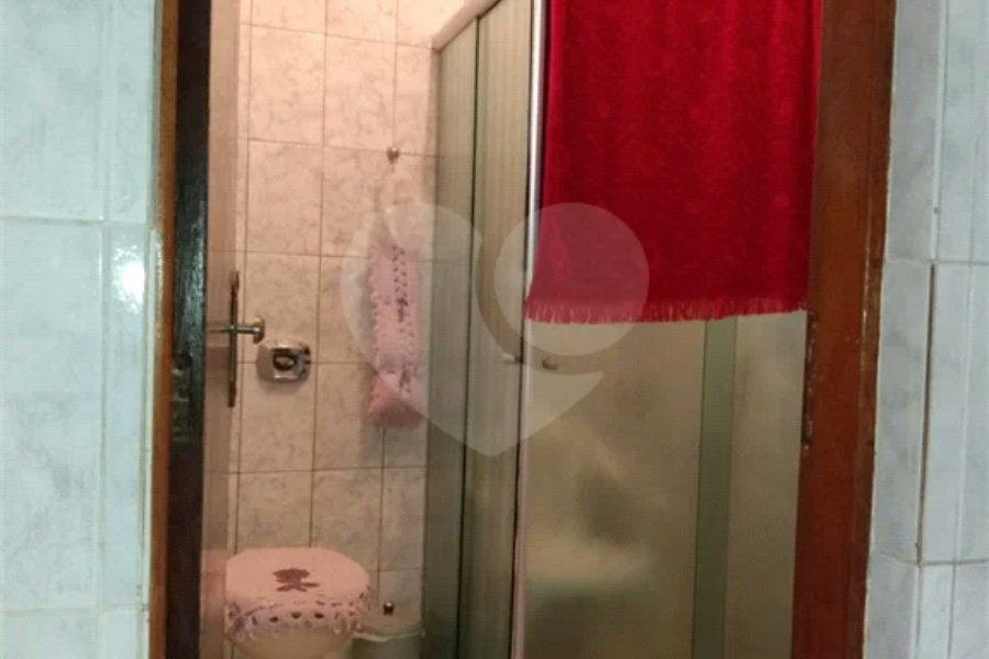 Sobrado à venda com 3 quartos, sendo 1 suíte, em Tremembé, São Paulo, SP