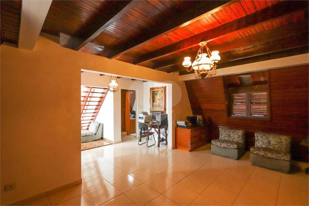 Casa à venda com 4 quartos, sendo 1 suíte, em Jardim Franca, São Paulo, SP