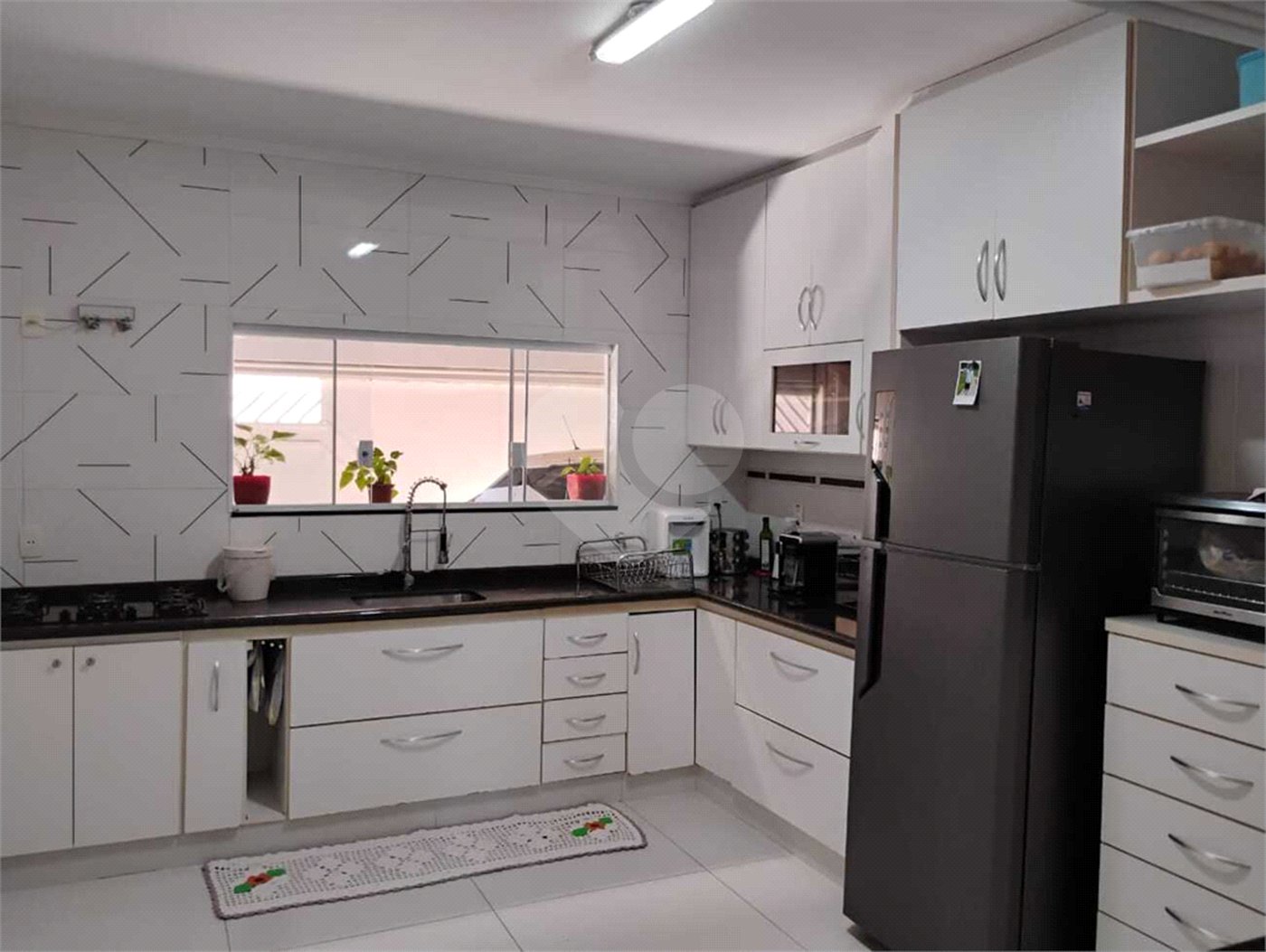 Casa à venda com 4 quartos, sendo 1 suíte,  em Jardim Ermida II, Jundiaí, SP