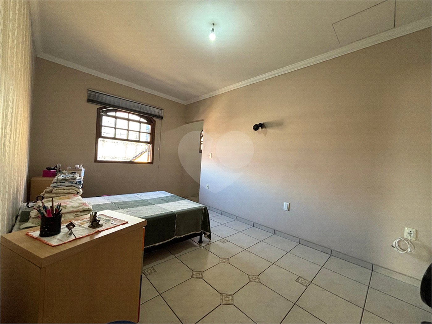 Casa à venda com 3 quartos, sendo 1 suíte, em Vila Galvão, Guarulhos, SP