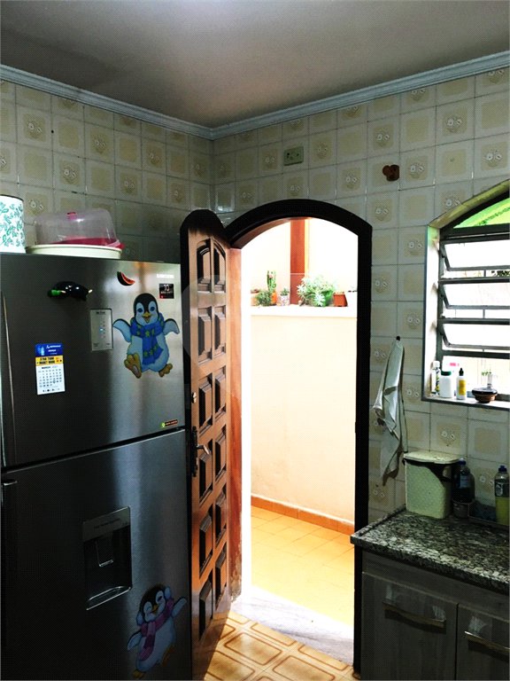Sobrado à venda com 4 quartos, sendo 1 suíte,  em Vila Gomes, São Paulo, SP