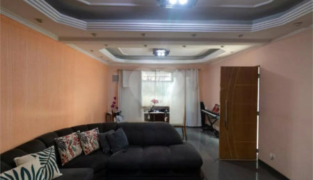Sobrado à venda com 4 quartos, sendo 1 suíte,  em Ermelino Matarazzo, São Paulo, SP