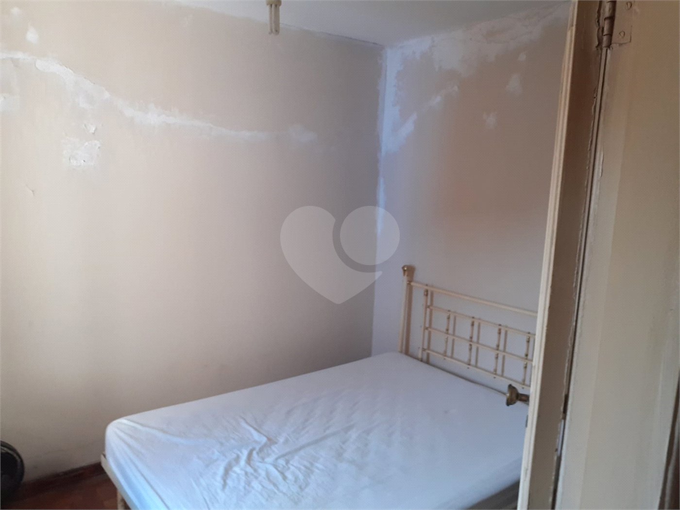 Casa de Vila à venda com 4 quartos, sendo 2 suítes,  em Vila São Francisco, São Paulo, SP