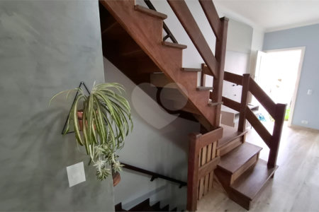 Casa à venda com 2 suítes no condomínio Village Palmas, São Paulo - SP