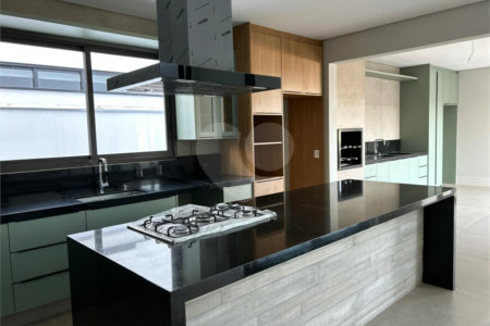 Casa à venda com 4 suítes no condomínio Alphaville Nova Esplanada 3, Votorantim - SP