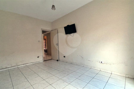 Casa Térrea à venda com 3 quartos em Vila Gustavo, São Paulo, SP