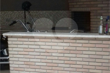 Casa à venda com 3 quartos, sendo 1 suíte,  em Vila Miranda, Itaquaquecetuba, SP