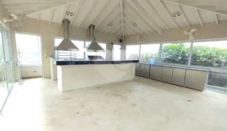 Casa à venda com 5 quartos, sendo 4 suítes,  em Parque dos Príncipes, São Paulo, SP