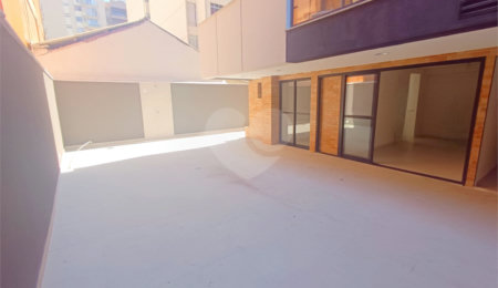 Apartamento à venda com 2 quartos, sendo 1 suíte,  em Tijuca, Rio de Janeiro, RJ
