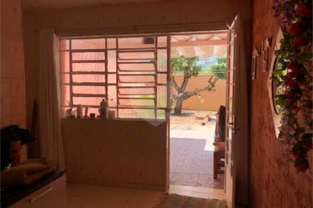 Sobrado à venda com 2 quartos em Vila Vitório Mazzei, São Paulo, SP
