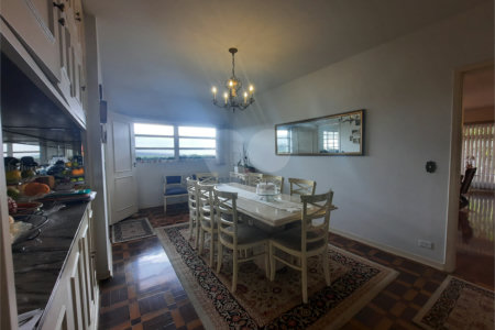 Casa à venda com 4 quartos, sendo 3 suítes,  em Jardim Marajoara, São Paulo, SP