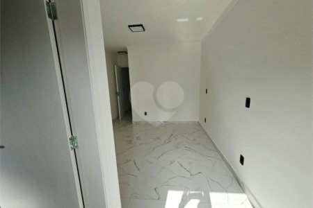 Sobrado à venda com 3 quartos, sendo 2 suítes,  em Vila Dom Pedro II, São Paulo, SP