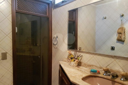 Sobrado à venda com 3 quartos, sendo 2 suítes,  em Brooklin Velho, São Paulo, SP