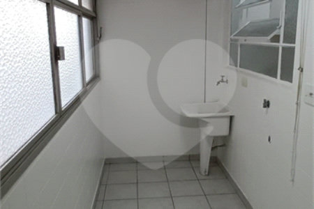 Apartamento para alugar com 2 quartos em Vila Madalena, São Paulo, SP