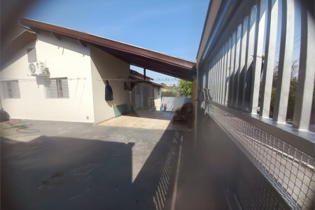 Casa à venda com 3 quartos, sendo 1 suíte, em Capela, Vinhedo, SP