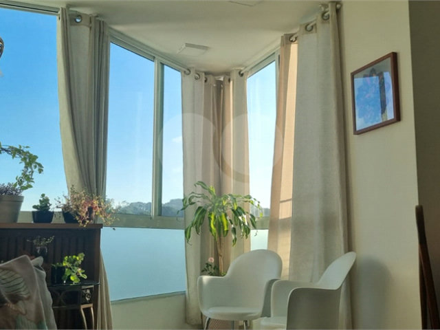 Apartamento à venda com 2 quartos, sendo 1 suíte,  em Santana, São Paulo, SP