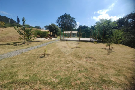 Terreno à venda no condomínio Residencial Solar São Judas Tadeu, Piracaia - SP