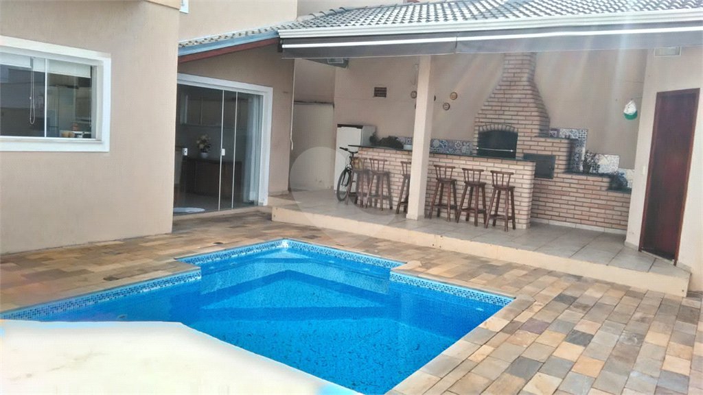 Casa à venda com 3 quartos, sendo 1 suíte, no Centro, Araçoiaba da Serra, SP