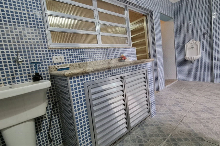 Sobrado à venda com 4 quartos em Parada Inglesa, São Paulo, SP