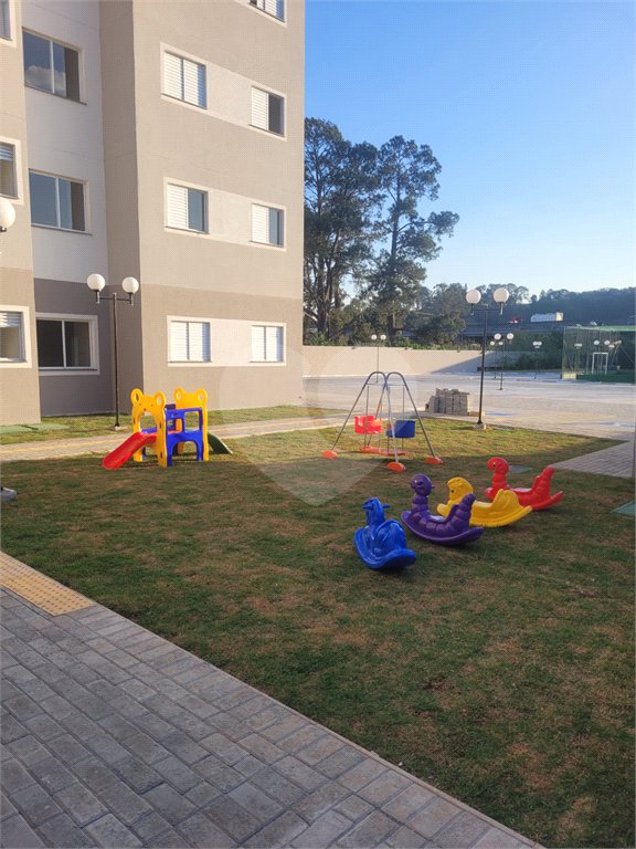 Casa à venda com 2 quartos no condomínio Residencial Caxangá 2, Suzano - SP