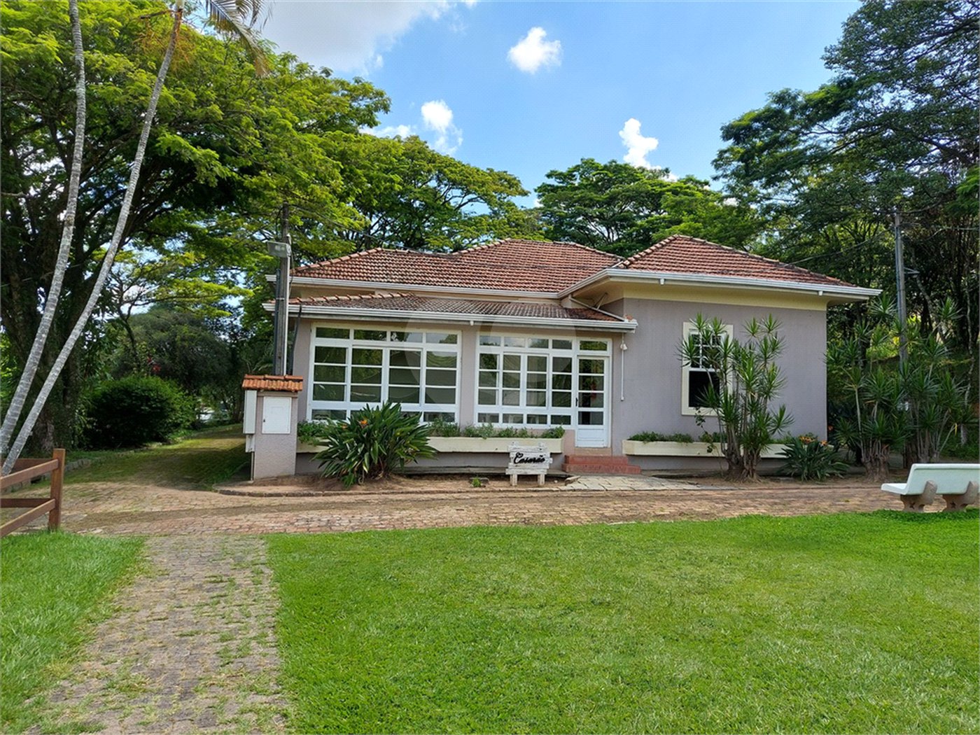 Casa à venda com 3 quartos, sendo 2 suítes, no condomínio Vinhas da Vista Alegre - Lado Café, Vinhedo - SP