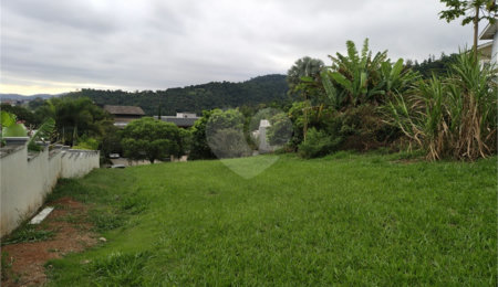 Terreno à venda com 1 quarto no condomínio Porto Atibaia, Atibaia - SP