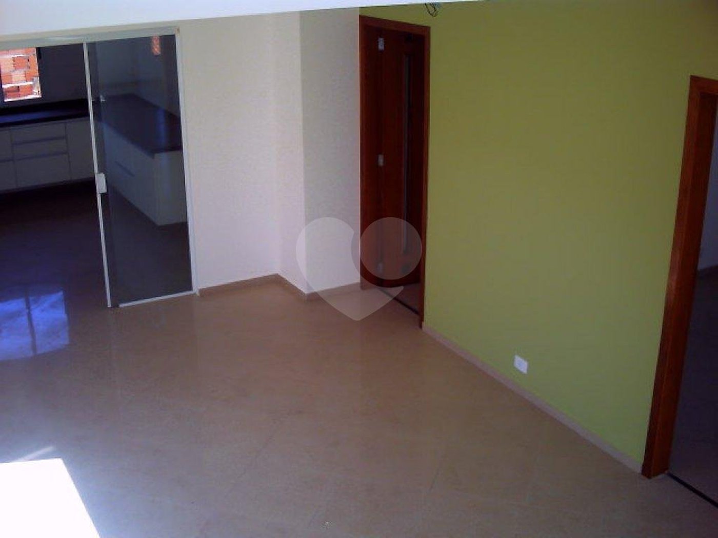 Sobrado à venda com 3 quartos, sendo 1 suíte, em Vila Irmãos Arnoni, São Paulo, SP
