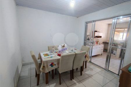 Casa Térrea à venda com 2 quartos em Vila Comercial, Jundiaí, SP