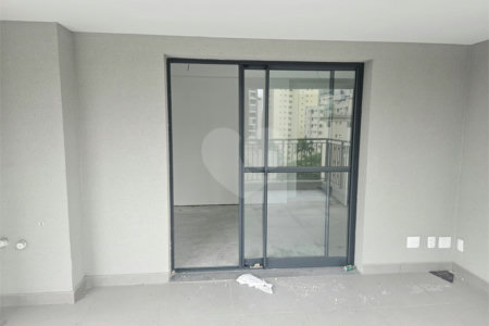 Apartamento à venda com 2 quartos, sendo 1 suíte,  em Cidade Monções, São Paulo, SP