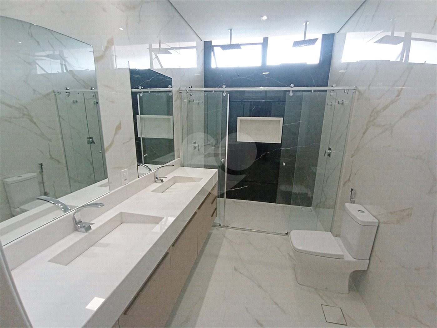 Casa à venda com 3 suítes no condomínio Campo de Toscana, Vinhedo - SP