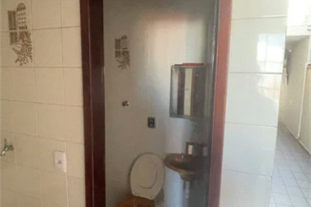 Sobrado à venda com 4 quartos, sendo 1 suíte, em Jardim Ester Yolanda, São Paulo, SP