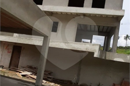 Sobrado à venda com 3 quartos, sendo 1 suíte, em Jardim Centenário, Atibaia, SP