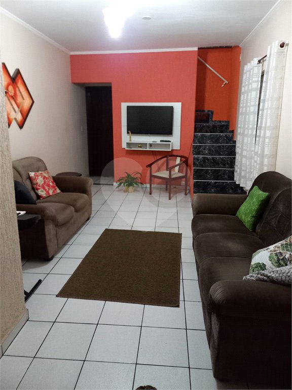 Sobrado à venda com 3 quartos, sendo 2 suítes, no Brasilândia, São Paulo, SP